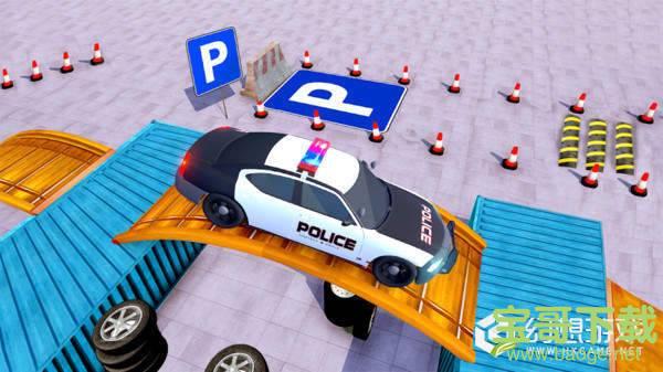 警车驾驶公园挑战赛游戏